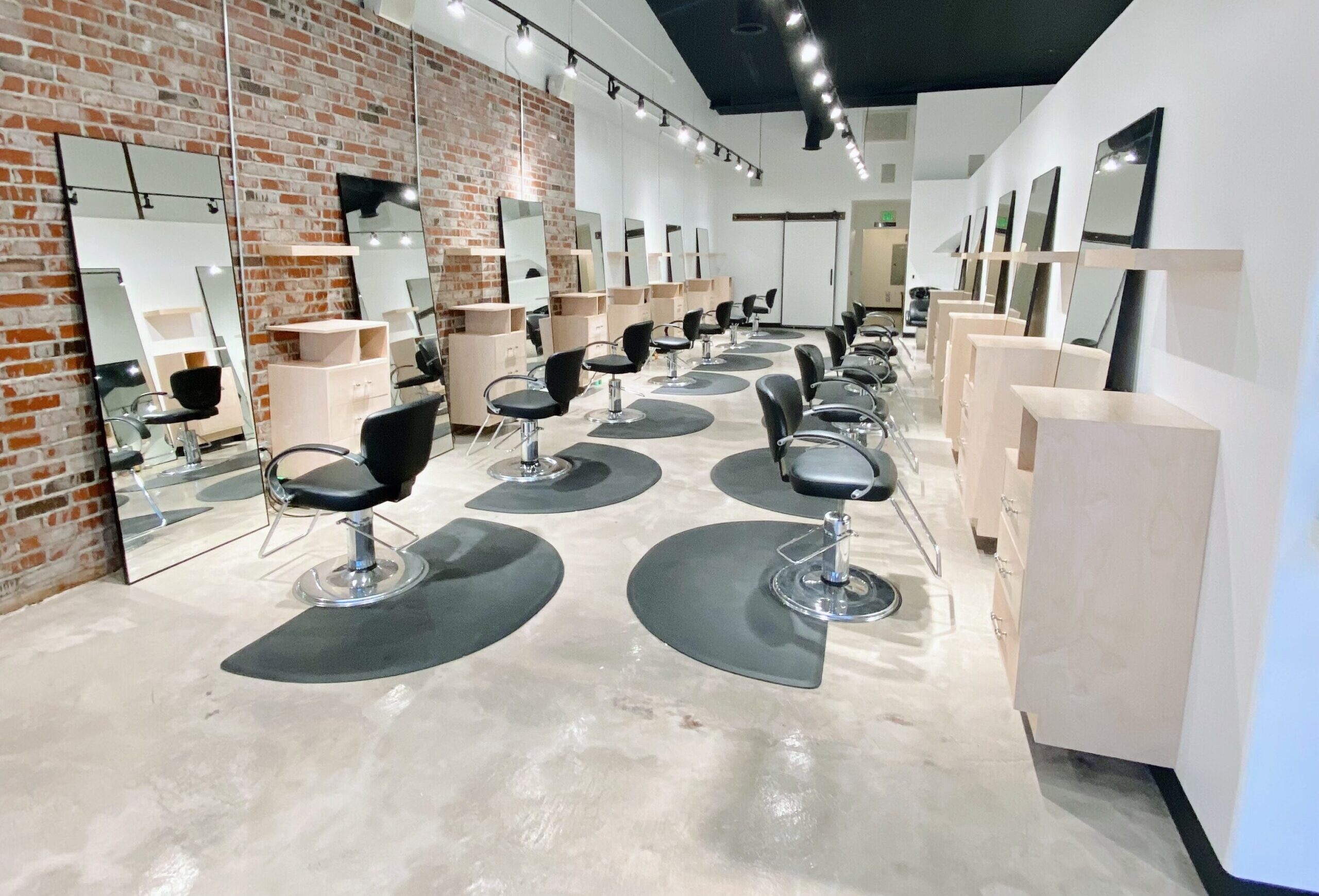 RIAH Salon A relaxed, upscale hair experience located in the heart of